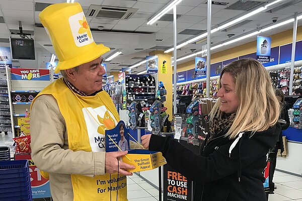 Mike and daffodil hat